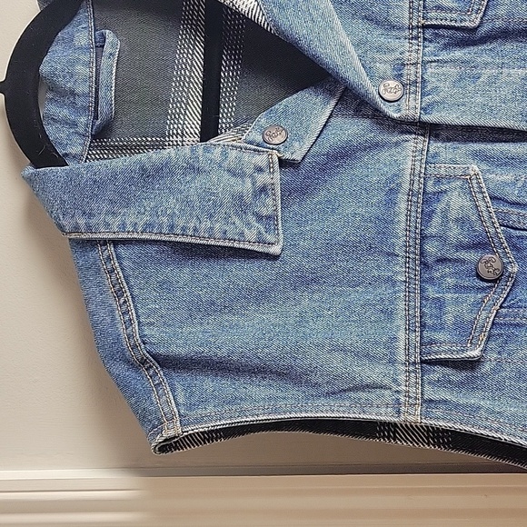 Vintage Walt Disney Mickeys Travelers Club Denim Reversible Vest-Size Large - Picture 11 of 17